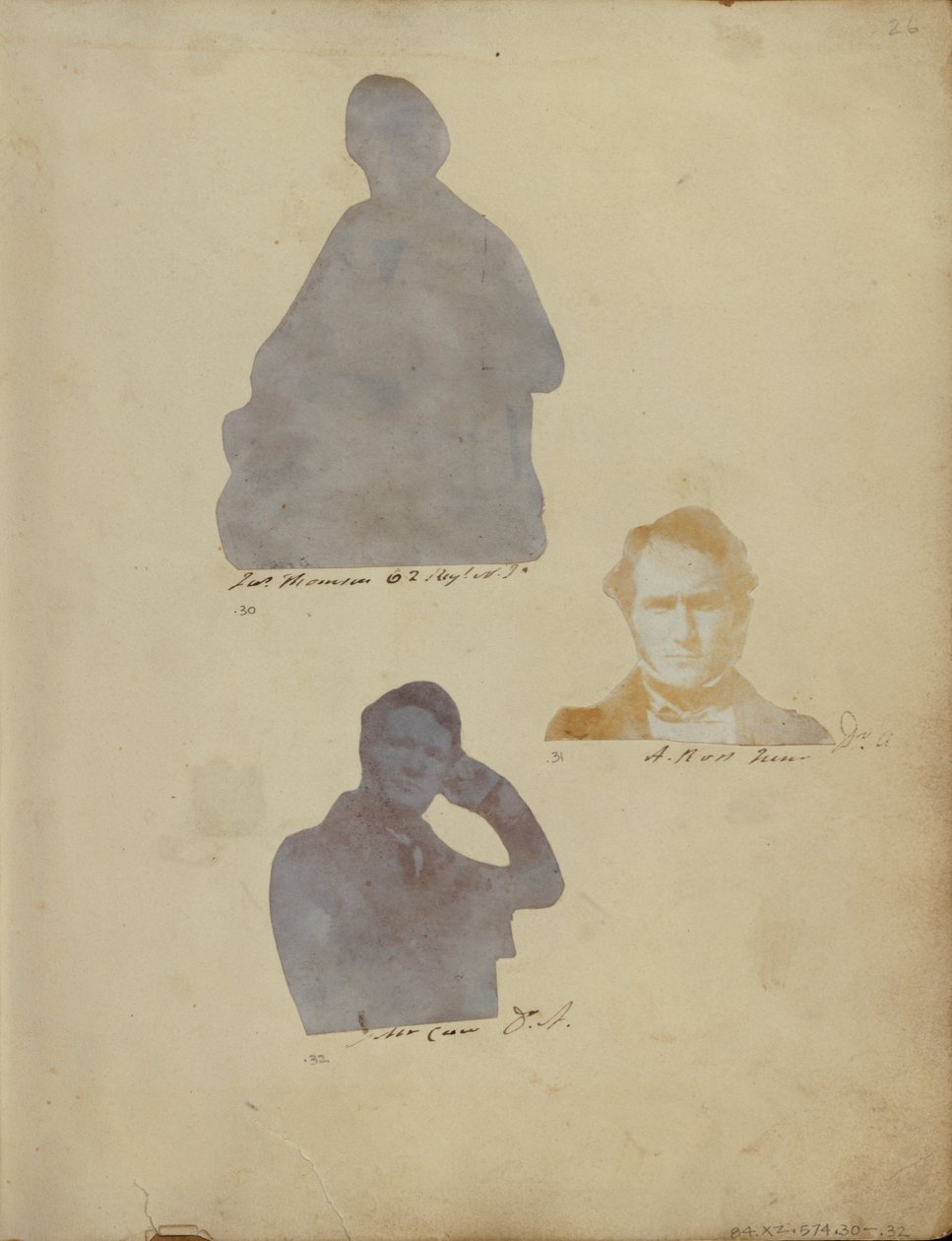 Mr. Caw alkotó: Dr. John Adamson