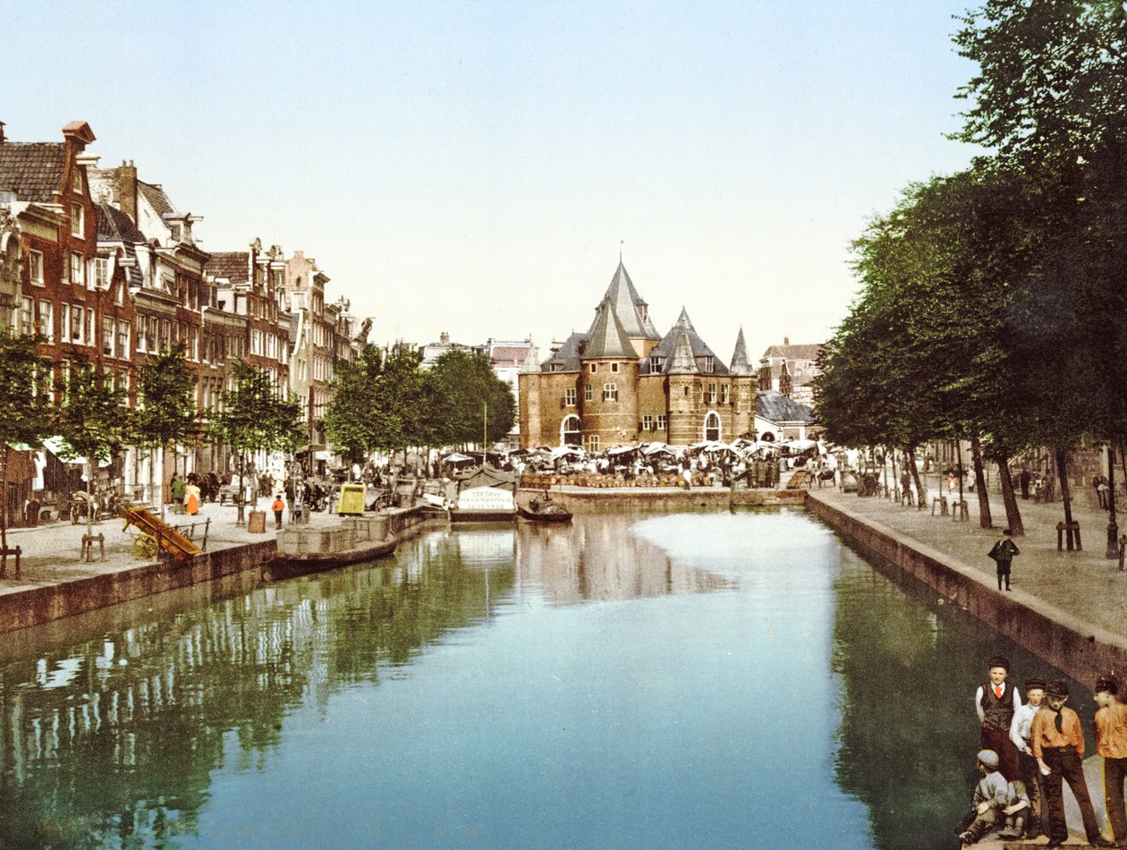 The New Market and Bourse, Amszterdam, Hollandia pub.c. 1900 alkotó: Dutch Photographer