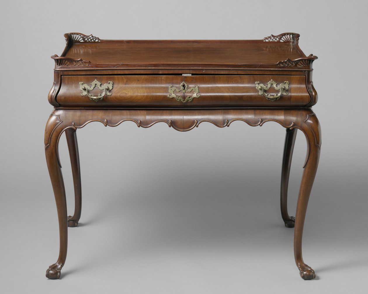 Teaasztal, 1750-75 körül alkotó: Dutch School