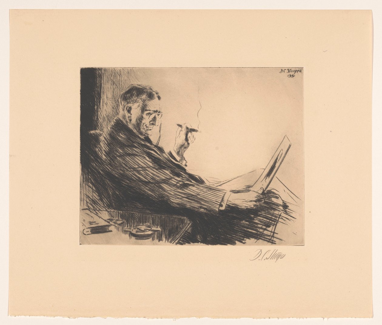 Az ember egy képet néz szivarral a kezében A nyomtatás szerelmese alkotó: Dwight Case Sturges (signed by artist)