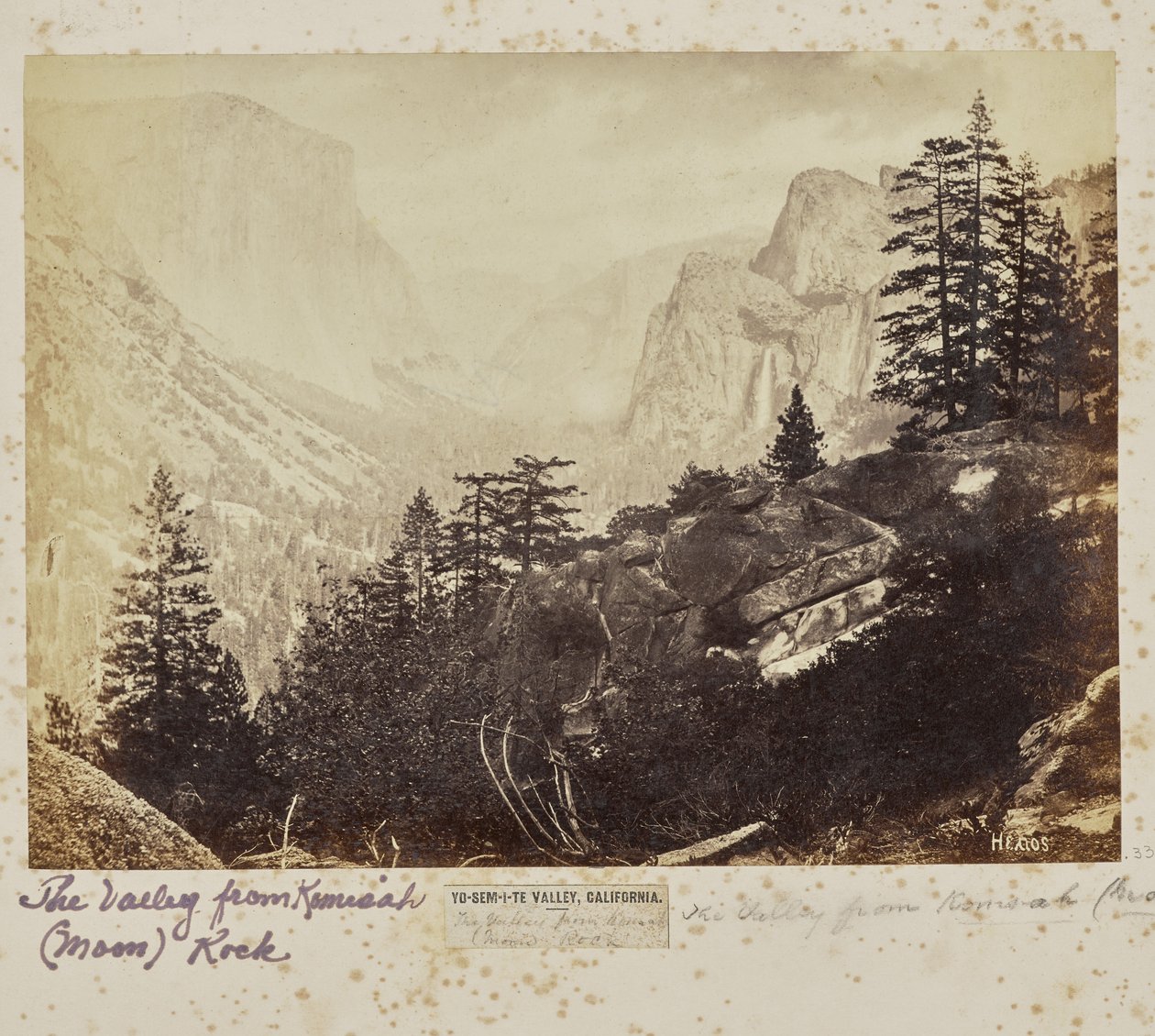 Yo-Sem-i-te Valley, Kalifornia. A völgy a Komah (Hold) szikláról alkotó: Eadweard J. Muybridge