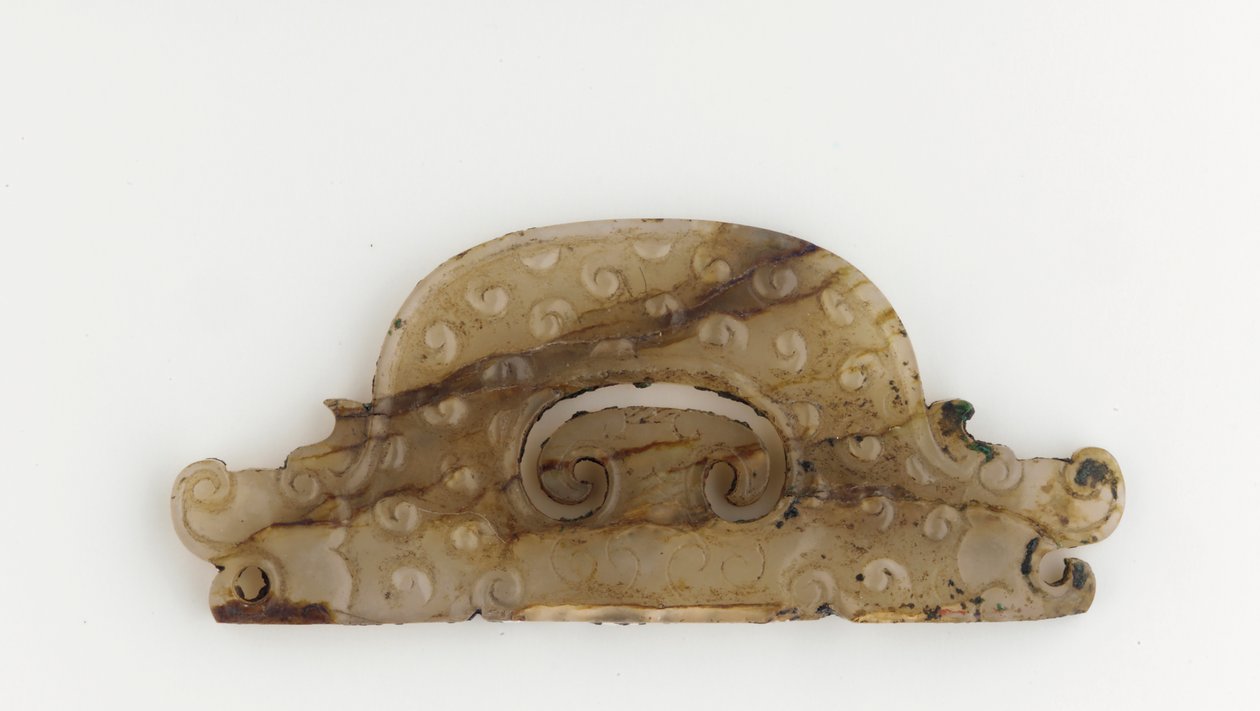 Félkör alakú tábla sárkányfejekkel a végén, Kr. e. 5-4 alkotó: Eastern Zhou Dynasty Chinese School