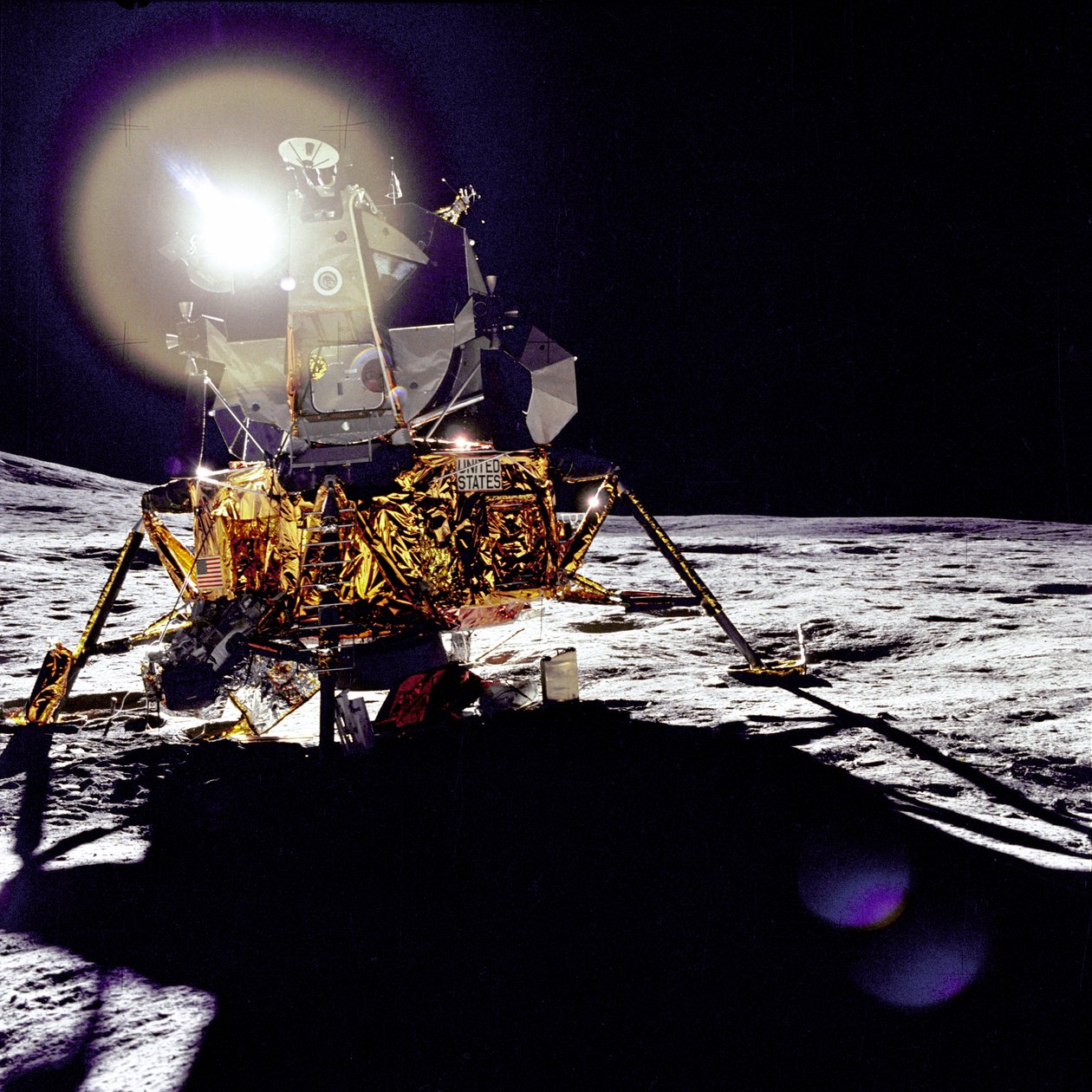 Antares a Fra Mauro-felföldön, holdfelszín, 1971. alkotó: Edgar Mitchell