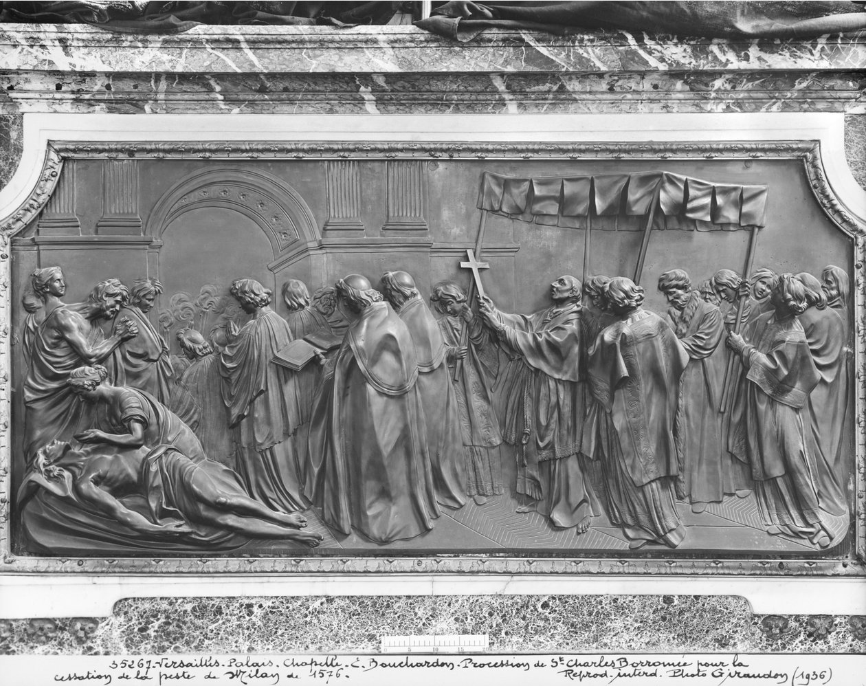 Borromeo Szent Károly körmenete Milánó pestisjárványból való gyógyítására 1576-ban (márvány) alkotó: Edmé Bouchardon