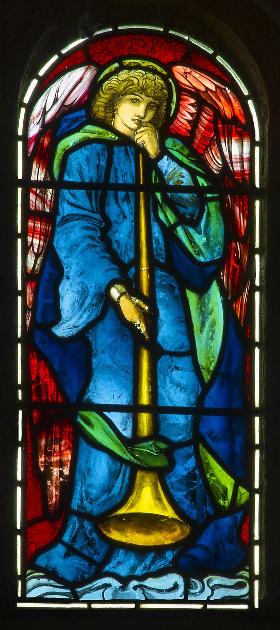 Hoarwithy, St Catherine, Morris & Co., Edward Burne-Jones, trombitáló angyal, 1879 alkotó: Edward Burne Jones