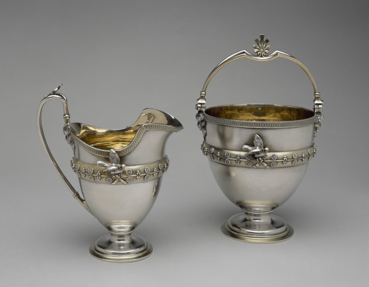 Tejszínes kancsó és cukorkosár, c. 1865-1869 (ezüst és ezüst aranyozott) alkotó: Edward Chandler Moore