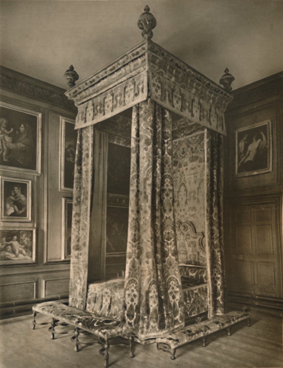 "Queen Anne