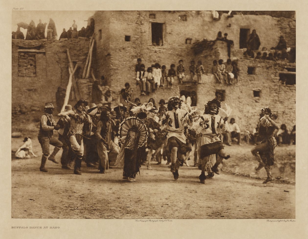Bivaly-tánc Hano-ban alkotó: Edward S. Curtis