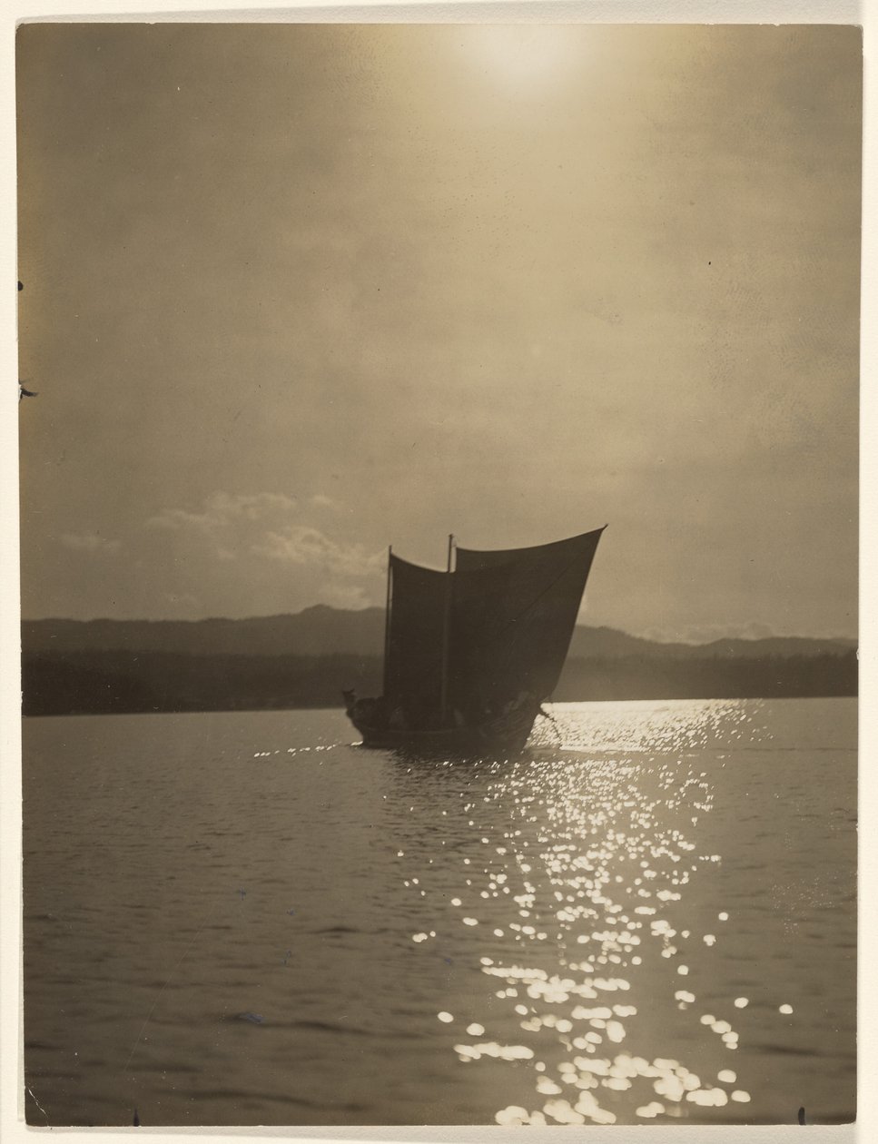 [A hajnal szürke fényében a yaklus harcosok elfordultak] alkotó: Edward S. Curtis