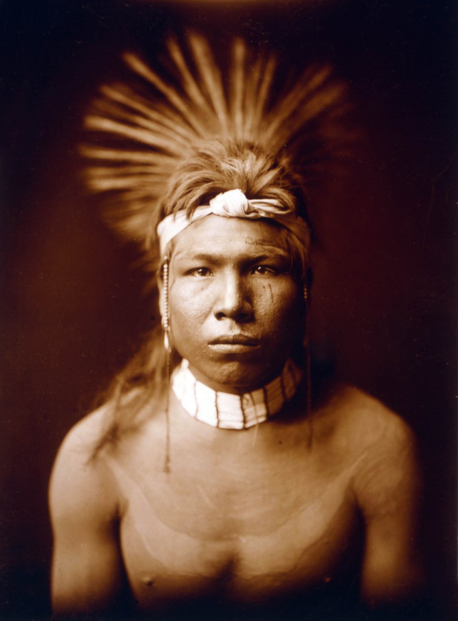 Fekete hajú, indiai, c. 1905, fénykép Edward S. Curtis alkotó: Edward Sheriff Curtis