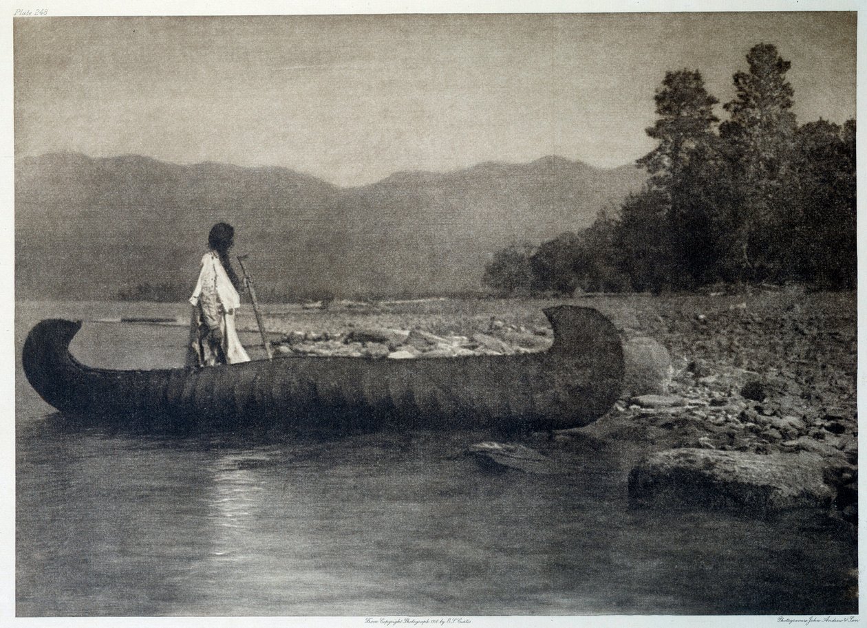 Amerika indiánjai: egy indián kenuban a Montana állambeli Flathead Lake déli részén alkotó: Edward Sheriff Curtis