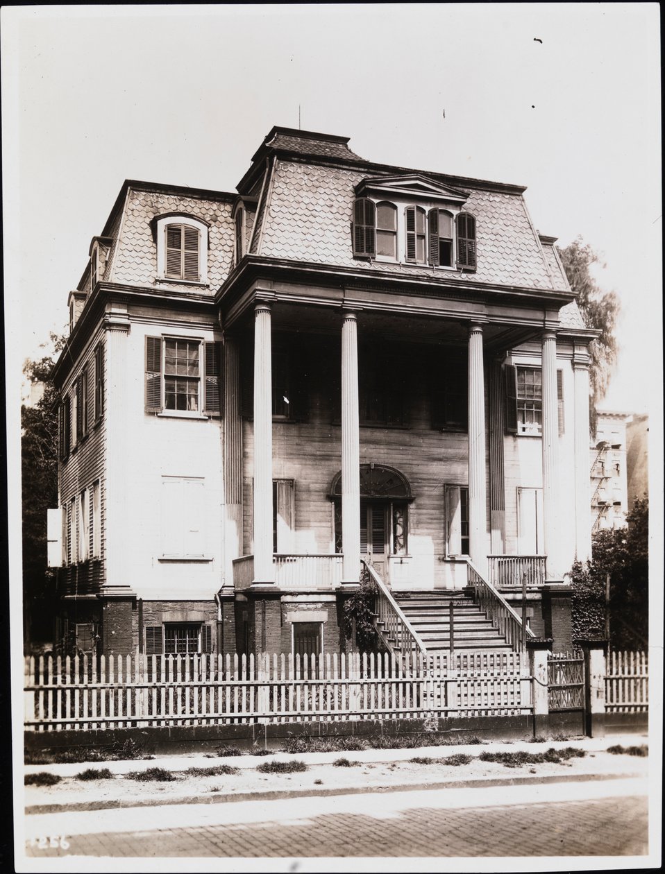 Watt-Pinkney Mansion, 1913 (zselatin ezüst nyomat) alkotó: Edwin Levick
