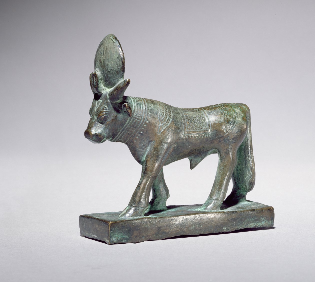 Apis Bull (bronz) alkotó: Egyptian