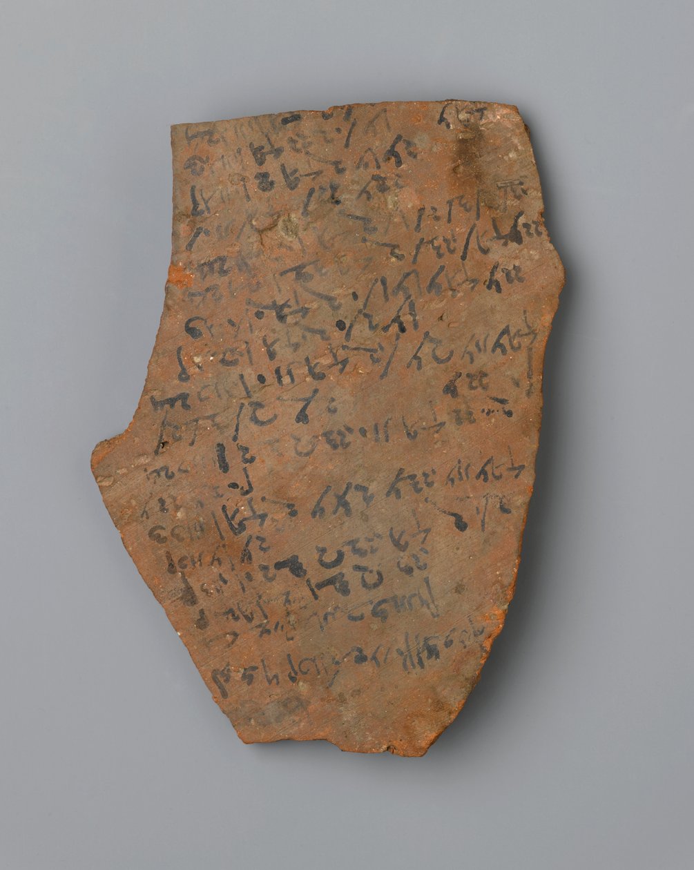 A megvilágítási idők Ostrakon listája, valószínűleg az Elephantine-ból (terrakotta) alkotó: Egyptian