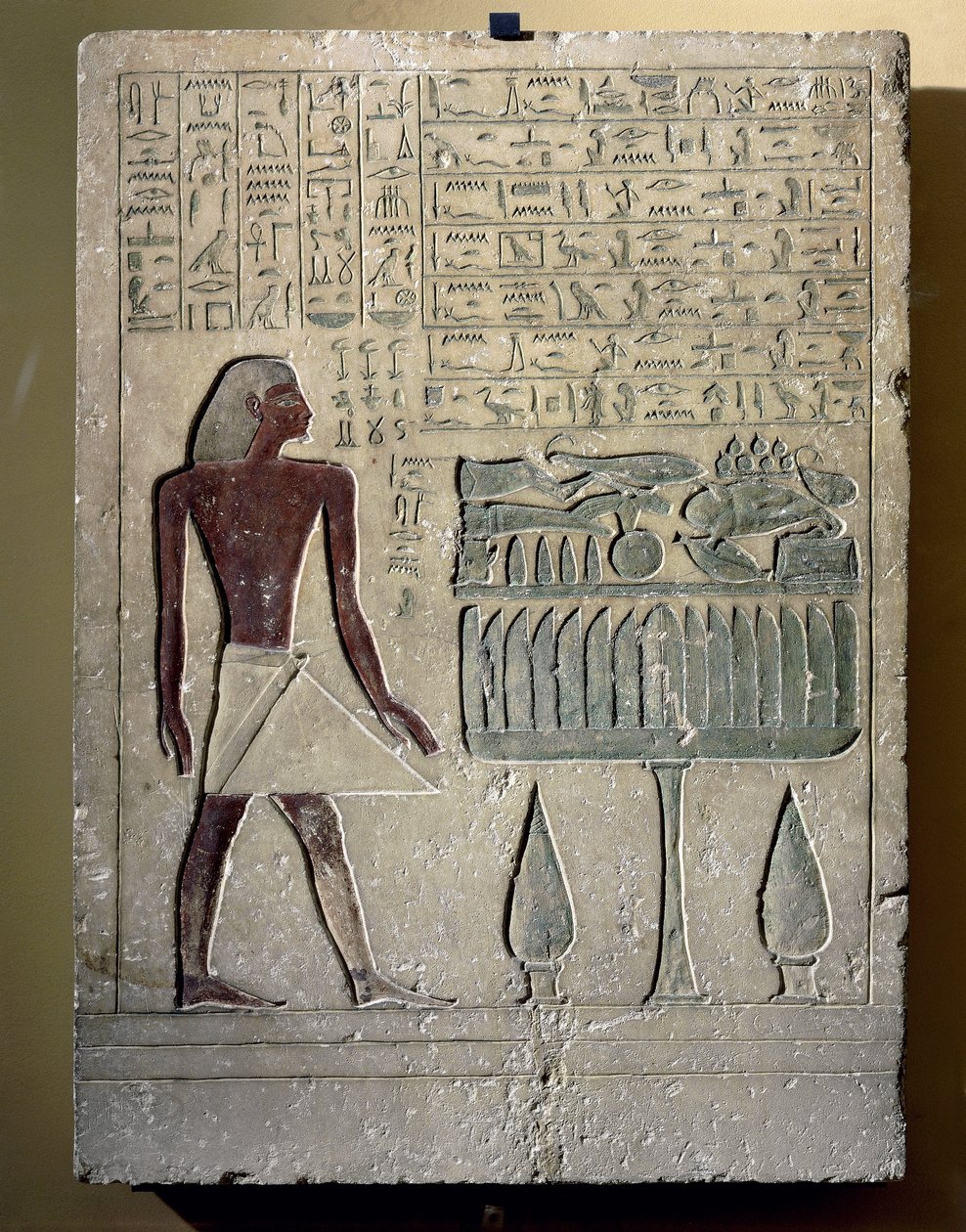 Festett mészkő sztélé, amely Senusretet ábrázolja felajánló asztalánál alkotó: Egyptian 12th Dynasty