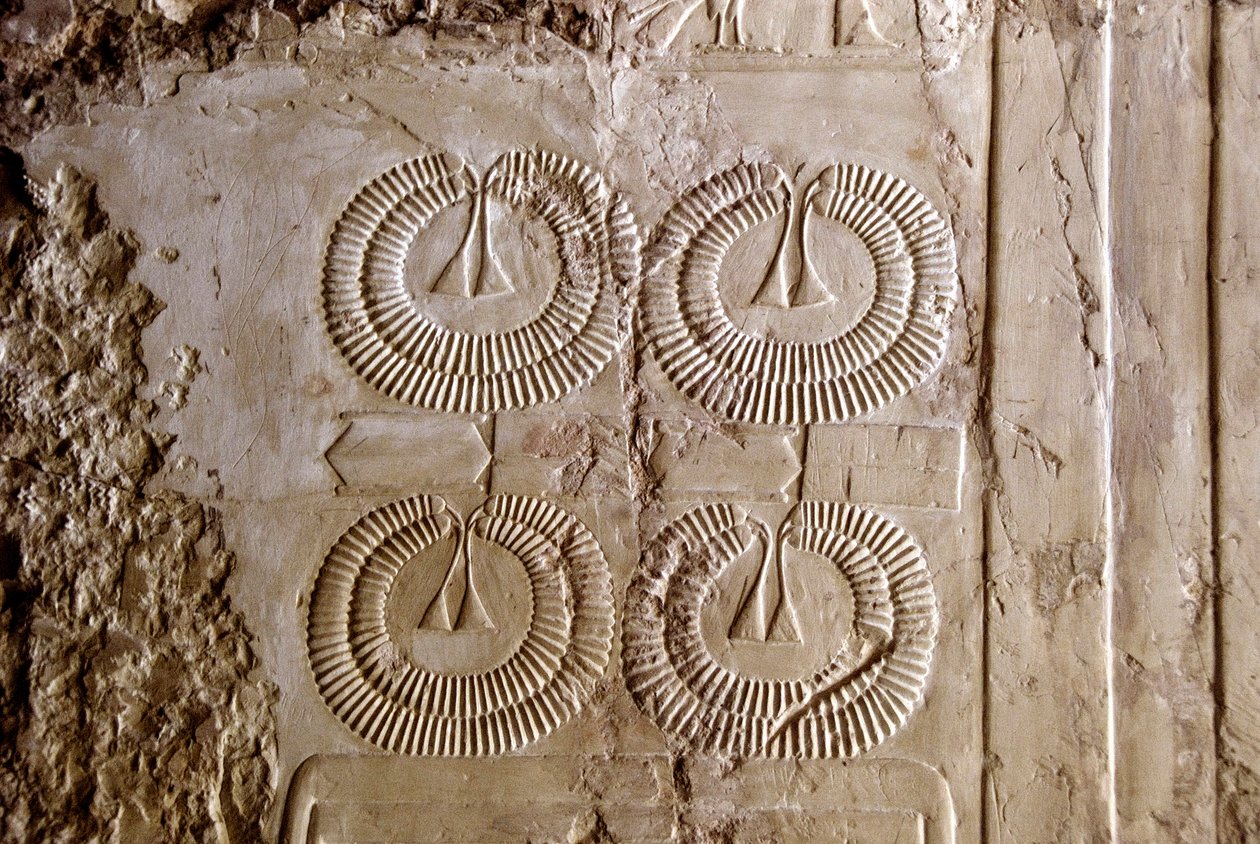 Egyiptomi ókor: „shebi you” nyakláncok felajánlása, tiszteletbeli kitüntetések. Kheruef sírja alkotó: Egyptian 18th Dynasty