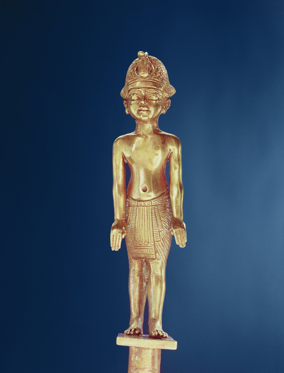 A király alakja, Tutanhamon sírjából (Kr. e. 1370-1352) Új Királyság (arany) alkotó: Egyptian 18th Dynasty