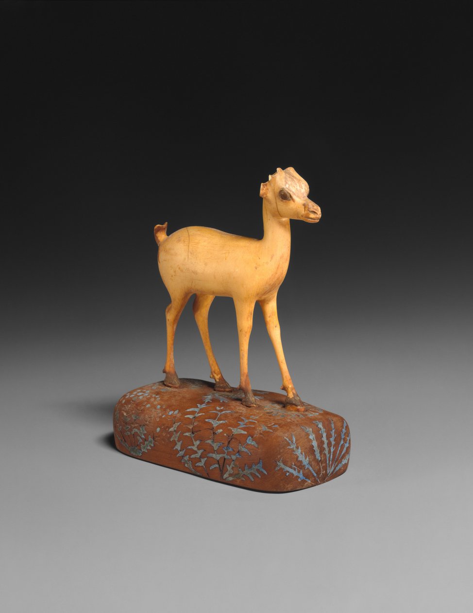 Gazella, c. 1390–1353 ie. (elefánt elefántcsont, fa, kék pigment berakás) alkotó: Egyptian 18th Dynasty
