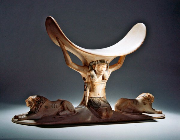 Fejtámla Shuval, a levegő egyiptomi istenével, Tutanhamon sírjából, Új Királyság alkotó: Egyptian 18th Dynasty