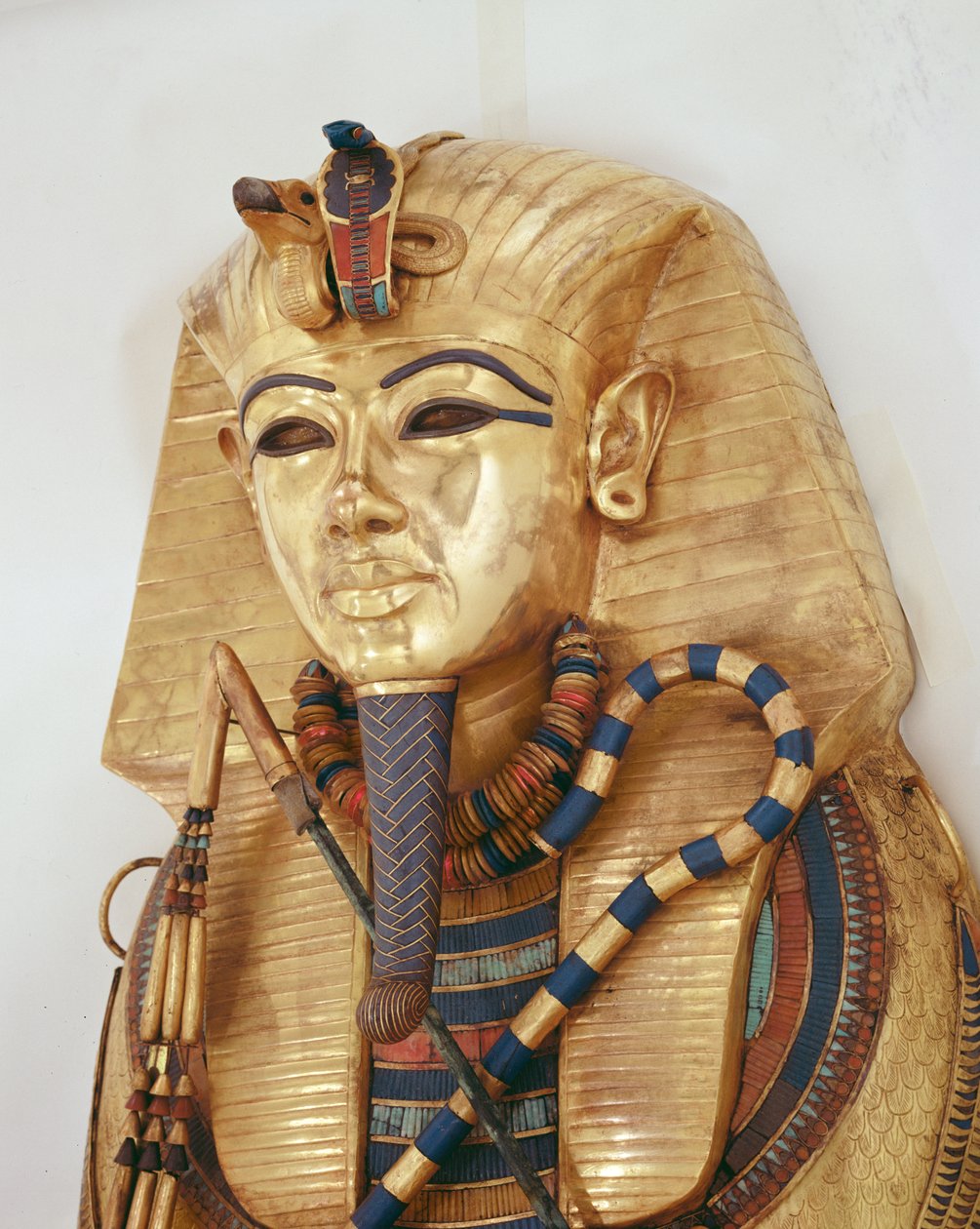 A király legbelső koporsója, Tutanhamon sírja (Kr. e. 1370-1352) Új Királyság (arany féldrágakövekkel kirakva) alkotó: Egyptian 18th Dynasty