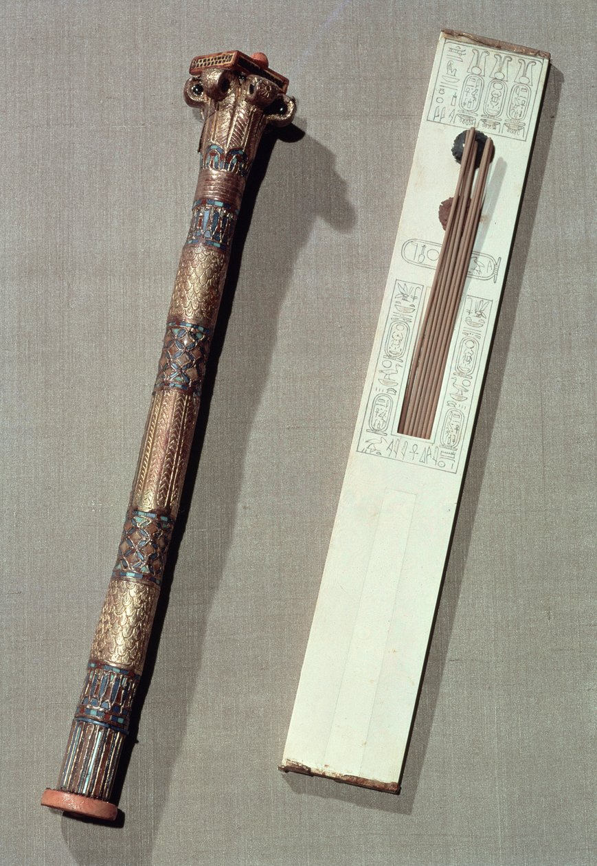 Írnokpaletta és tok írásnádhoz, Tutanhamon sírjából (Kr. e. 1370-52) Új Királyság (lásd még: 228566) alkotó: Egyptian 18th Dynasty