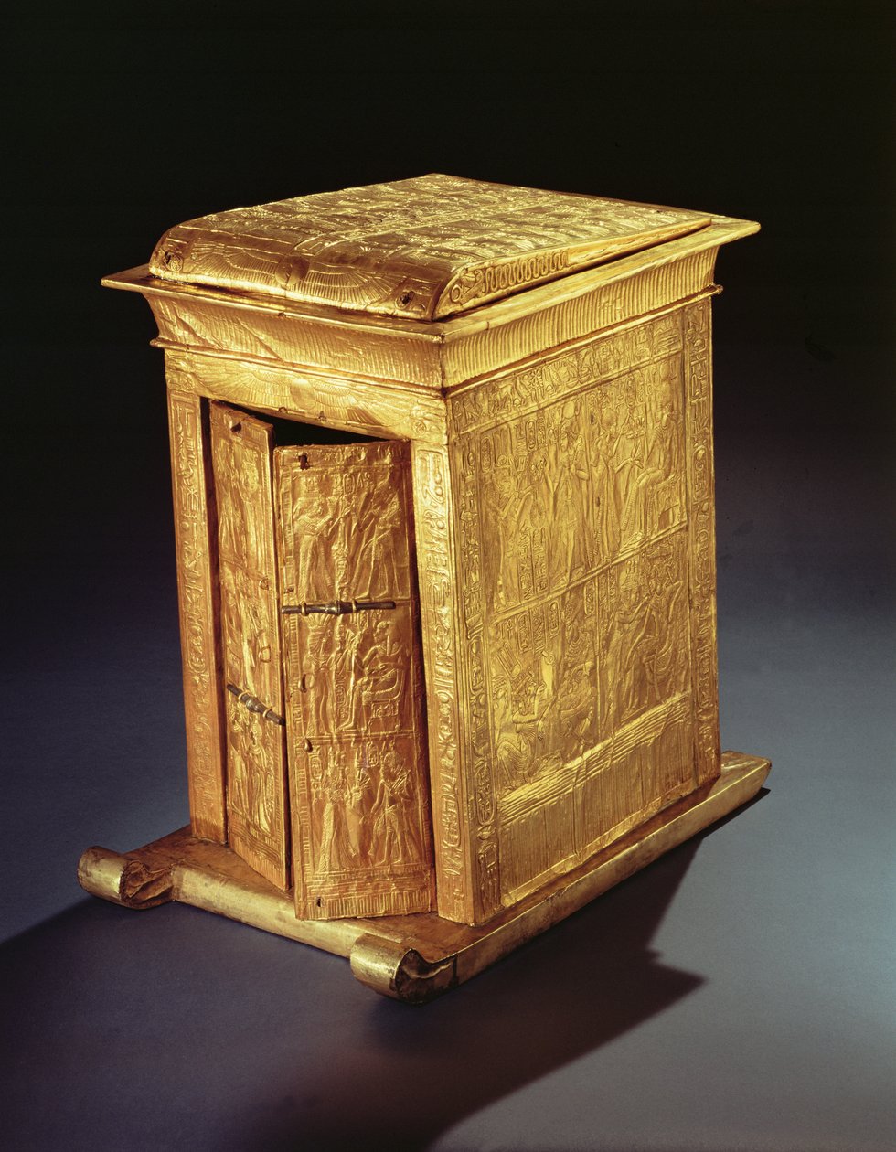Tutanhamon aranyszentélye (Kr. e. 1370-1352) Új Királyság (annyal bevont gessóval bevont fa) (lásd még: 227986) alkotó: Egyptian 18th Dynasty