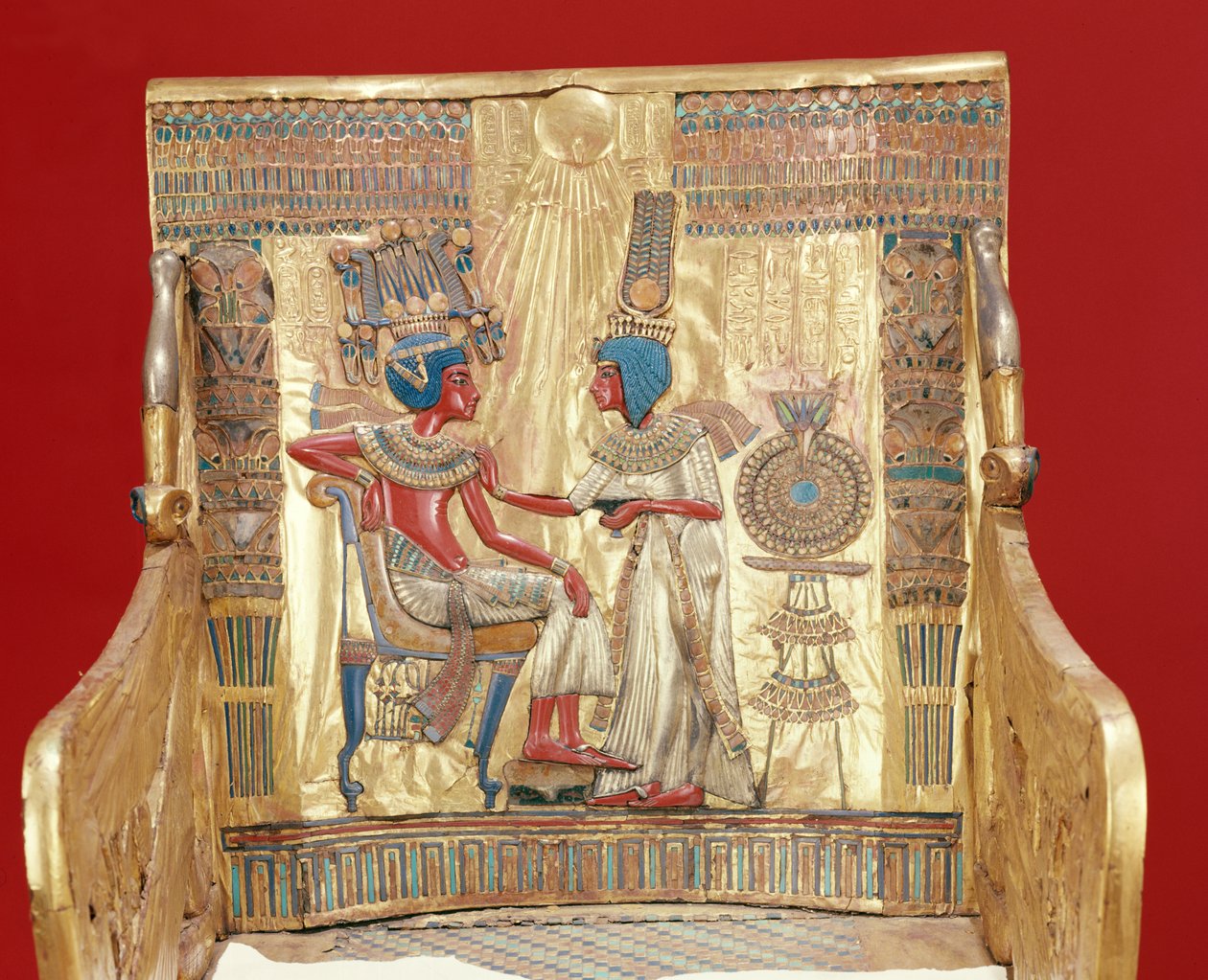 Trón, Tutanhamon sírjából (Kr. e. 1370-1352) Új Királyság (arany) alkotó: Egyptian 18th Dynasty