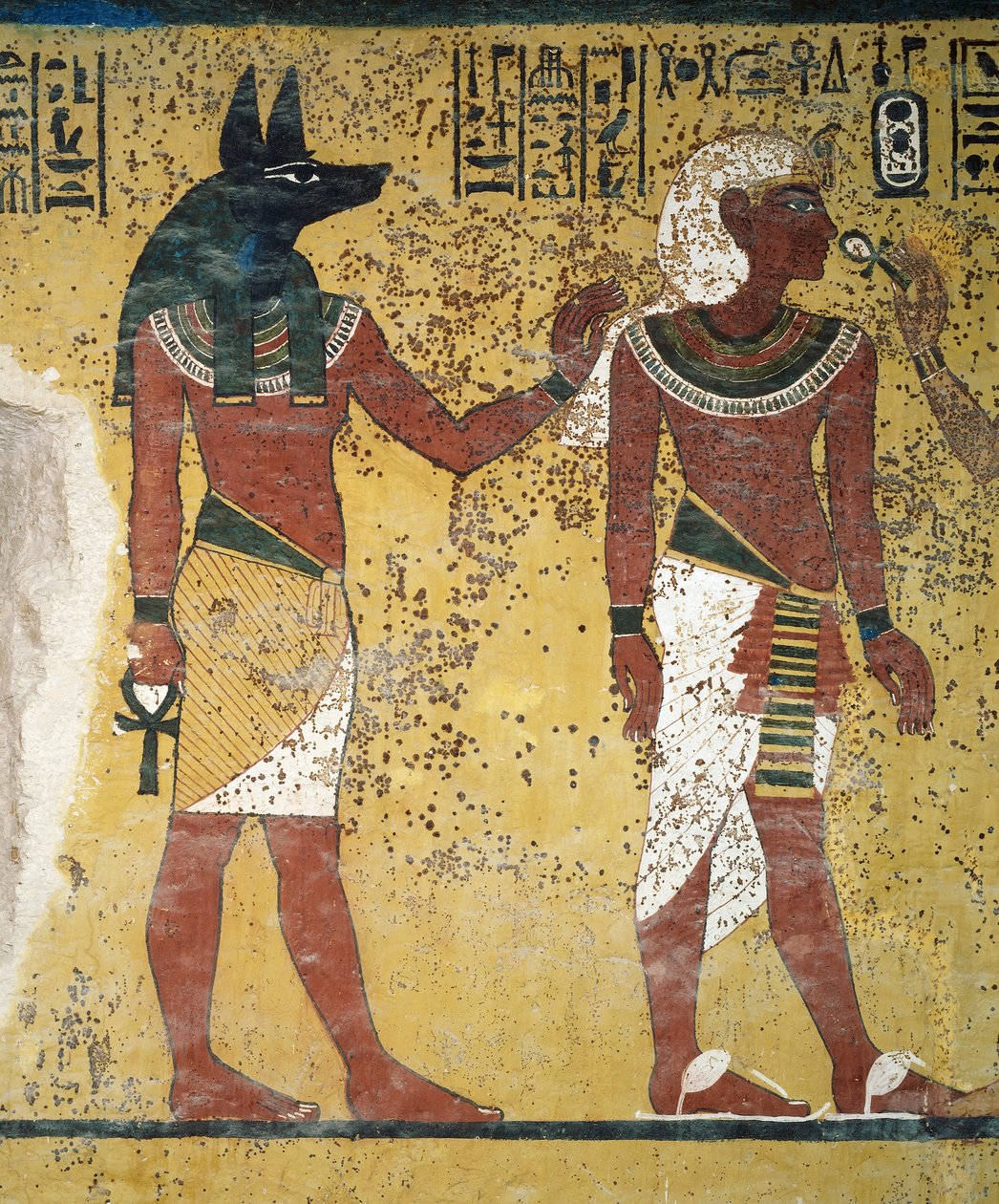 Tutanhamon, amint Anubisz és Hathor fogadja és felajánlja nekik az ankh-t, freskó, a sírkamra déli fala, Tutanhamon sírja (KV62), Királyok Völgye, Théba, Egyiptom. Egyiptomi civilizáció, Újbirodalom, XVIII. dinasztia. alkotó: Egyptian 18th Dynasty
