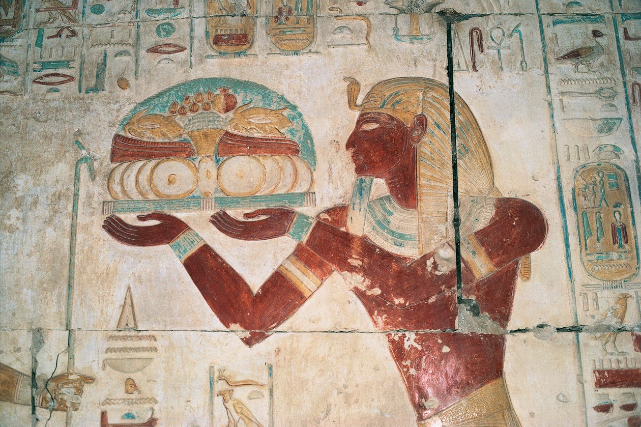 Egyiptom, Abüdosz, I. Szeti fáraó temploma, Ozirisz-kápolna, festett dombormű, áldozati hordozót ábrázolva alkotó: Egyptian 19th Dynasty