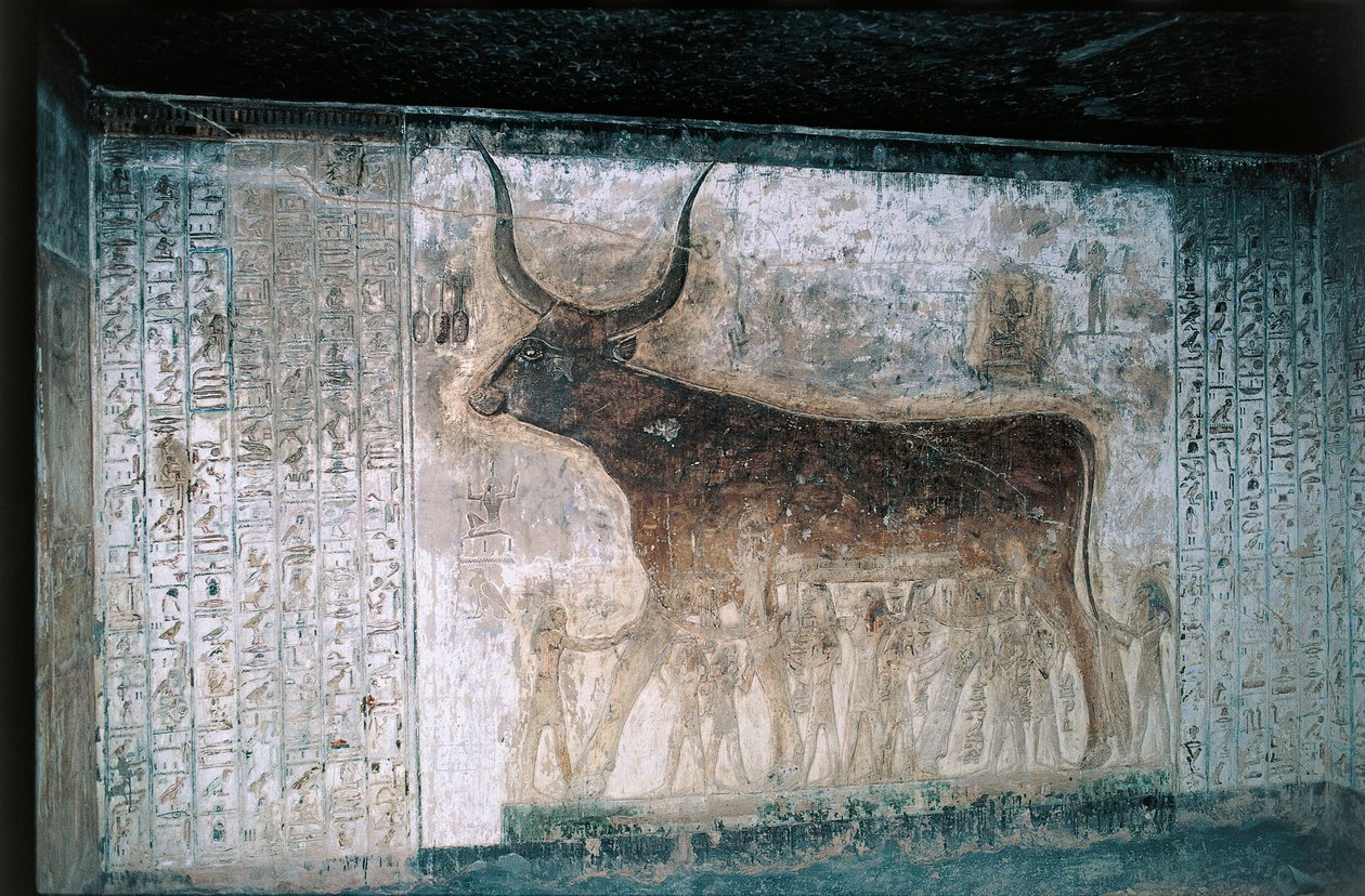 Egyiptom, Luxor, a Királyok Völgye, I. Szeti sírja, belső freskók Nut istennőt tehénként ábrázoló freskókkal alkotó: Egyptian 19th Dynasty