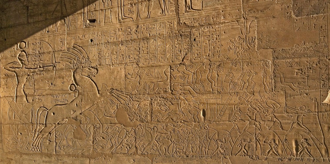 Egyiptomi antikvitás: II. Ramszesz hőstetteit ünneplő domborművek az időszámításunk előtt 1274-ben a kádesi csata során, II. Ramszesz fáraónak szentelt temetési templom alkotó: Egyptian 19th Dynasty