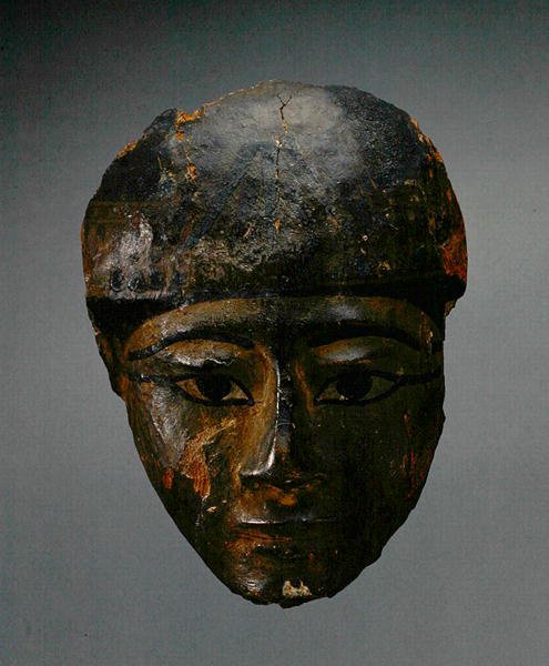 Maszk egy koporsóból, Új Királyság (gessoed és festett fa) alkotó: Egyptian 19th Dynasty