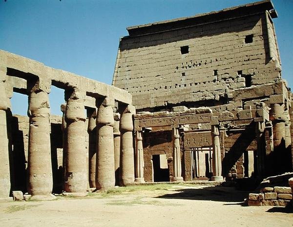 Peristyle Court alkotó: Egyptian 19th Dynasty