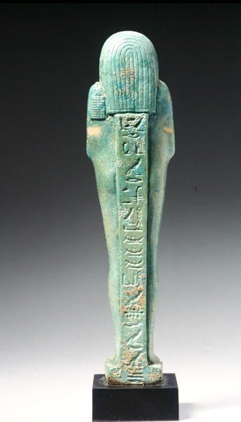 Nakht-Hor-em-heb-mes-em-khereden Ushabti figura hátulnézetből, késő dinasztikus időszak, Kr.e. 600 körül (fajansz) (az előlapot lásd 241439). alkotó: Egyptian 26th Dynasty