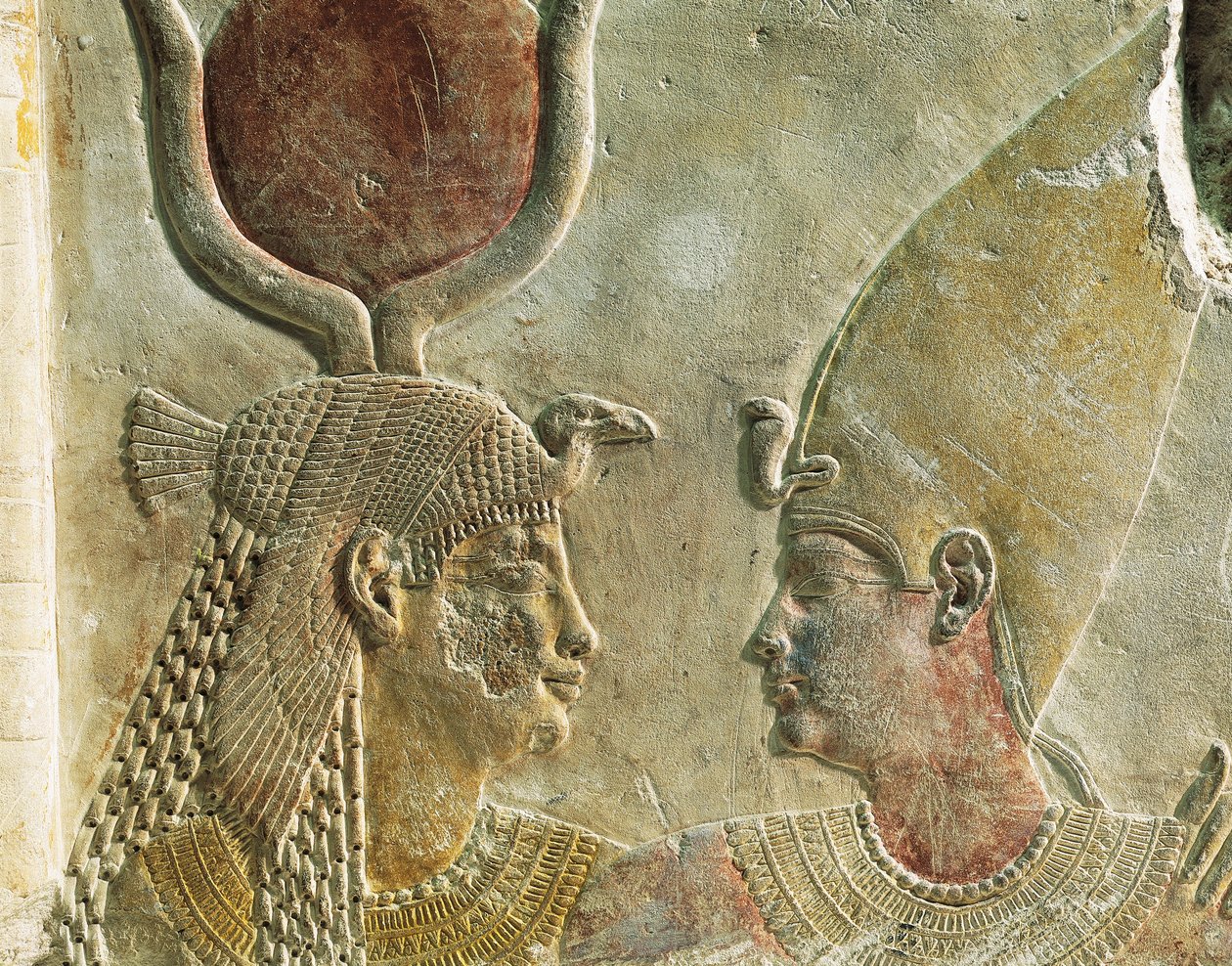 II. Nectanebo királyt (Kr. e. 360-343) Ízisz istennő üdvözölte, mészkőre festett dombormű, a szakkarai Szerapeumból, részlet alkotó: Egyptian 30th Dynasty