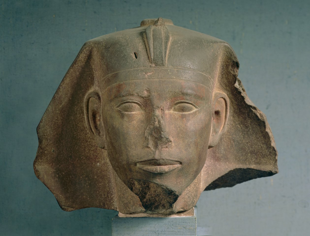 Djedefre király feje, Abu Roashból, Óbirodalomból, Kr.e. 2565-2558 körül (kvarcit) (lásd még: 50746) alkotó: Egyptian 4th Dynasty