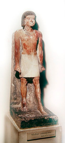 Álló férfi szobra fehér shentivel (festett mészkővel) alkotó: Egyptian 5th Dynasty