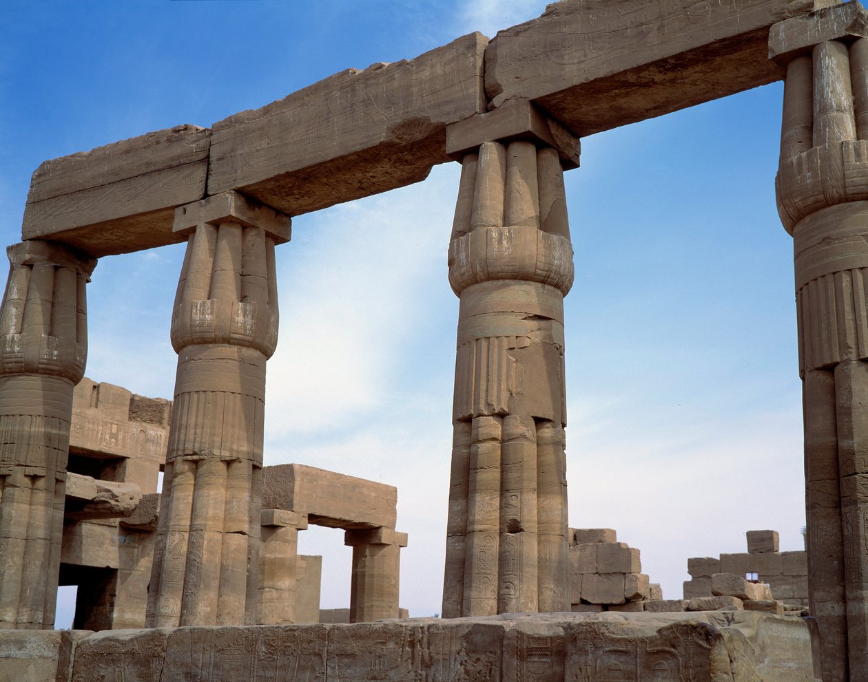 Egyiptomi ókor: kilátás a karnaki templomra. Egyiptom alkotó: Egyptian Egyptian