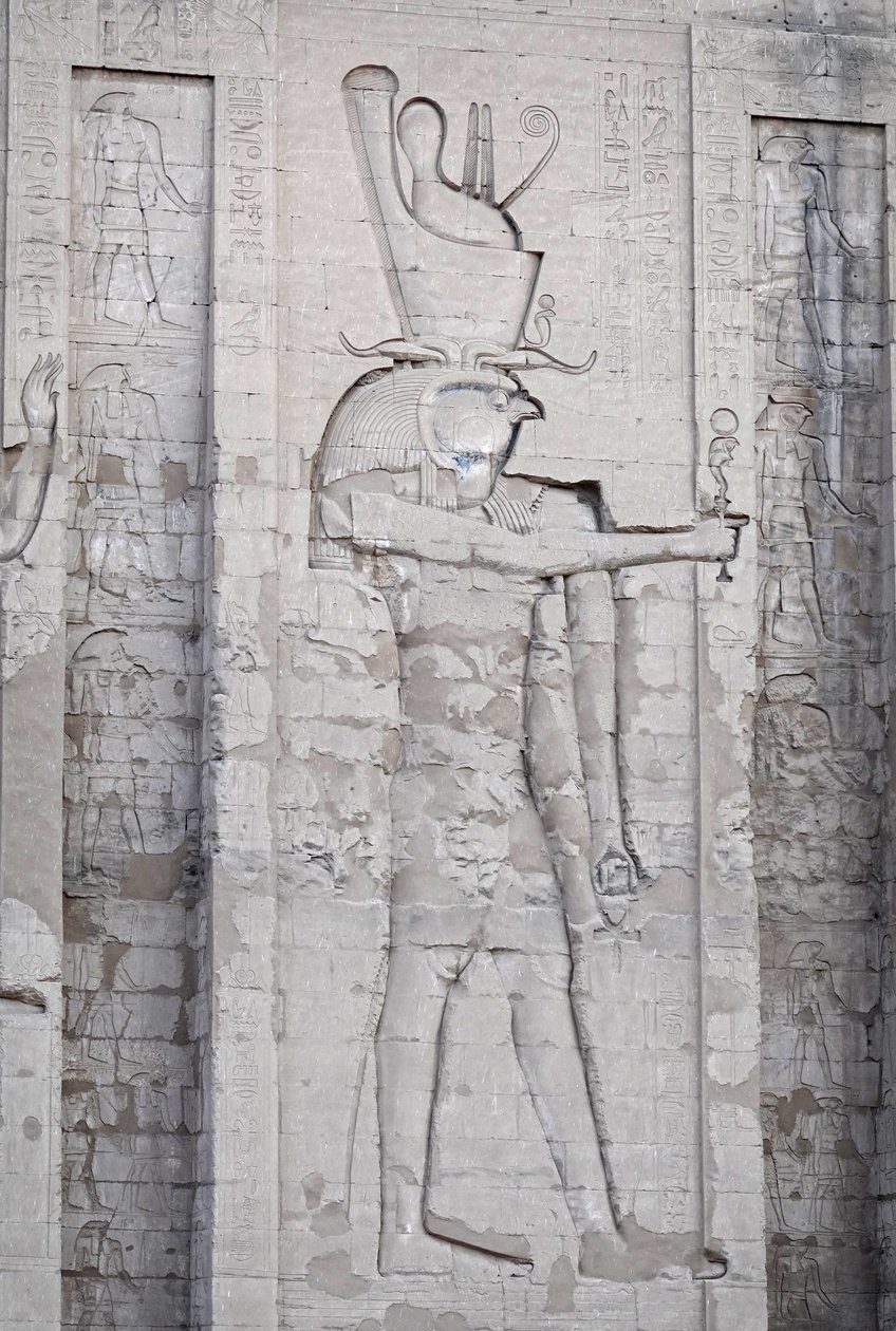 Hórusz, Pschent fejdísz, Hórusz templom, Edfu alkotó: Egyptian Egyptian