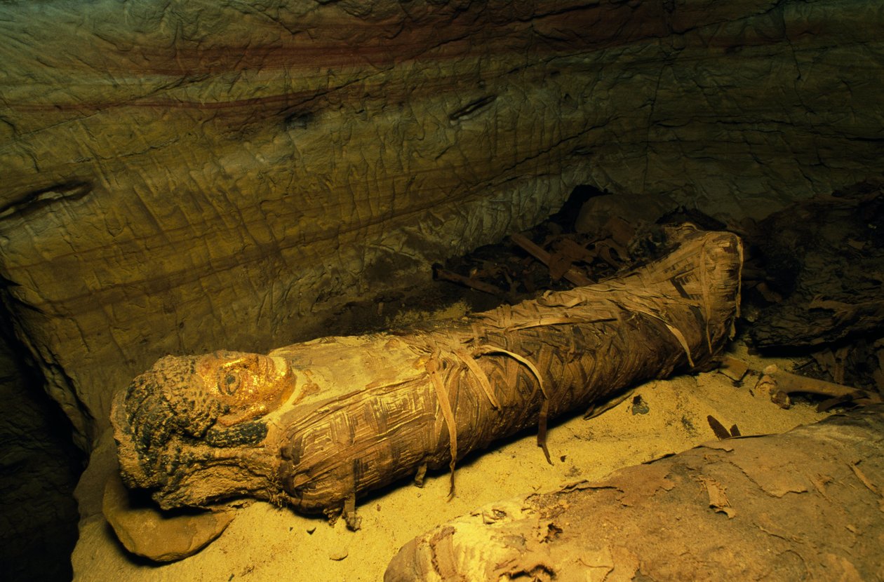 Múmia, Arany Múmiák Völgye, Bahariya Oasis, Giza, Egyiptom. Egyiptomi civilizáció alkotó: Egyptian Egyptian