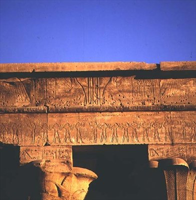 Architráv, a Hórusz-templomból alkotó: Egyptian Ptolemaic Period