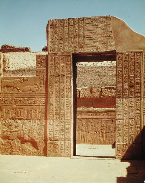 A Harmadik Hypostyle Hall kapuja alkotó: Egyptian Ptolemaic Period