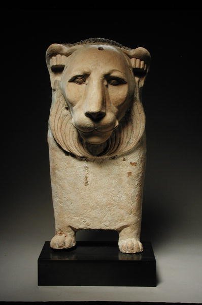 Oroszlán kanapévég (stukkó) alkotó: Egyptian Ptolemaic Period