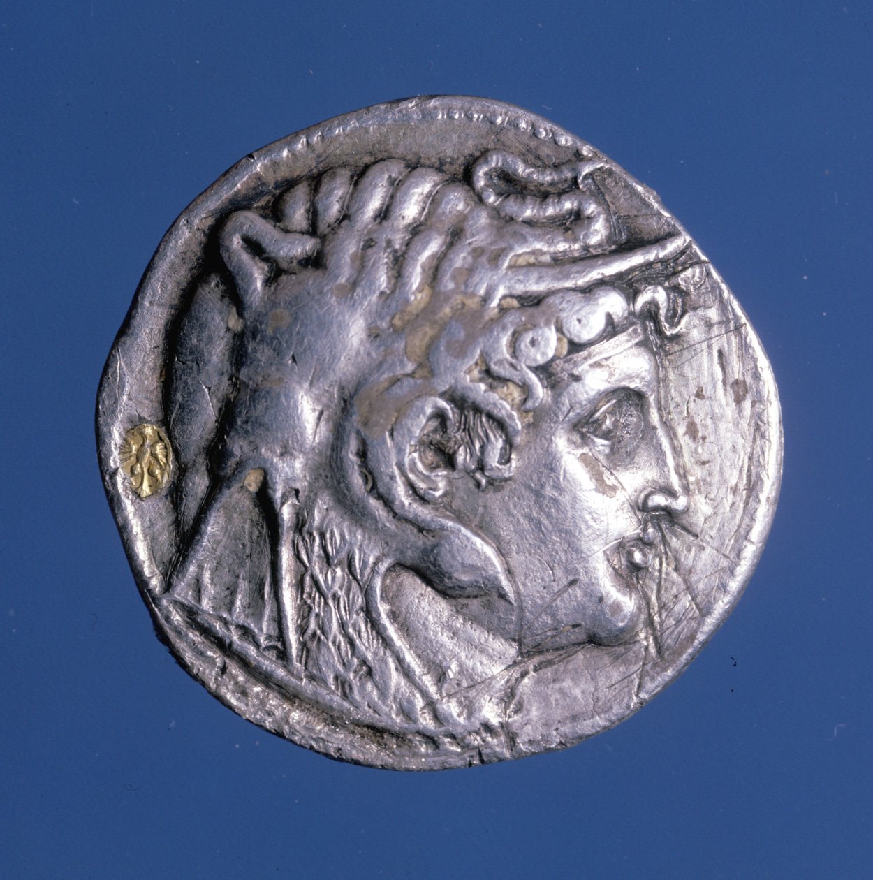 Ezüst érme I. Ptolemaiosz Soter (Kr. e. 367 - ie 283), Egyiptom királyának képmásával. alkotó: Egyptian Ptolemaic Period