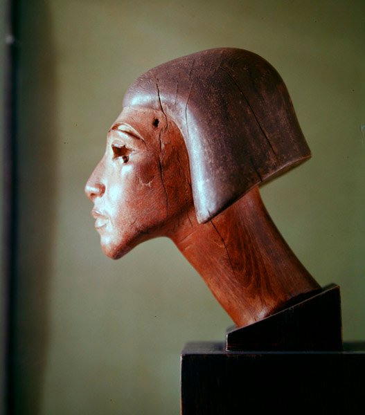 El-Amarna stílusú fej (fa) alkotó: Egyptian School