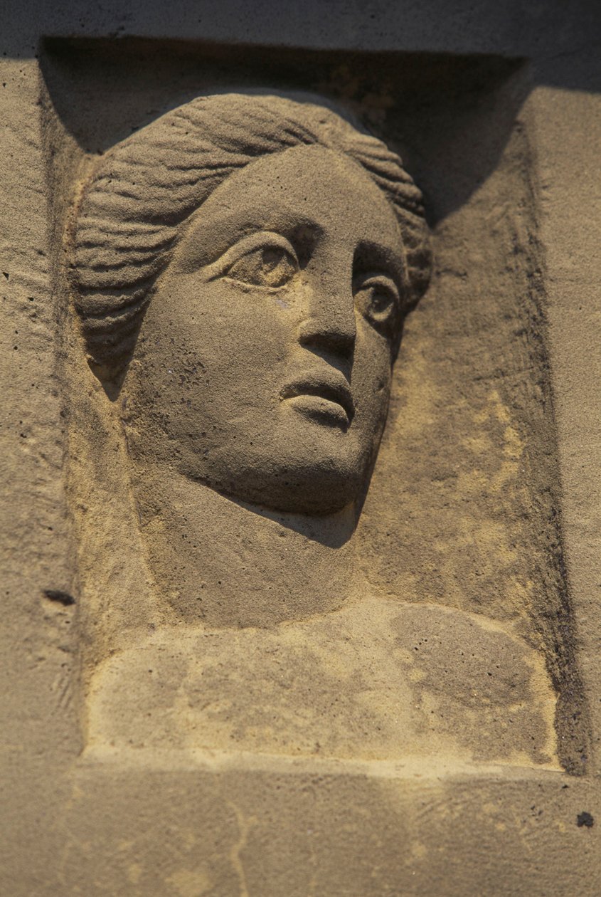 Vénuszt ábrázoló dombormű, Wochengoetterstein, a Jupiter-oszlop részlete (replika), Hausen an der Zaber, Brackenheim, Baden-Württemberg, Németország, római civilizáció, Kr.u. 2-3. alkotó: Nicolas d