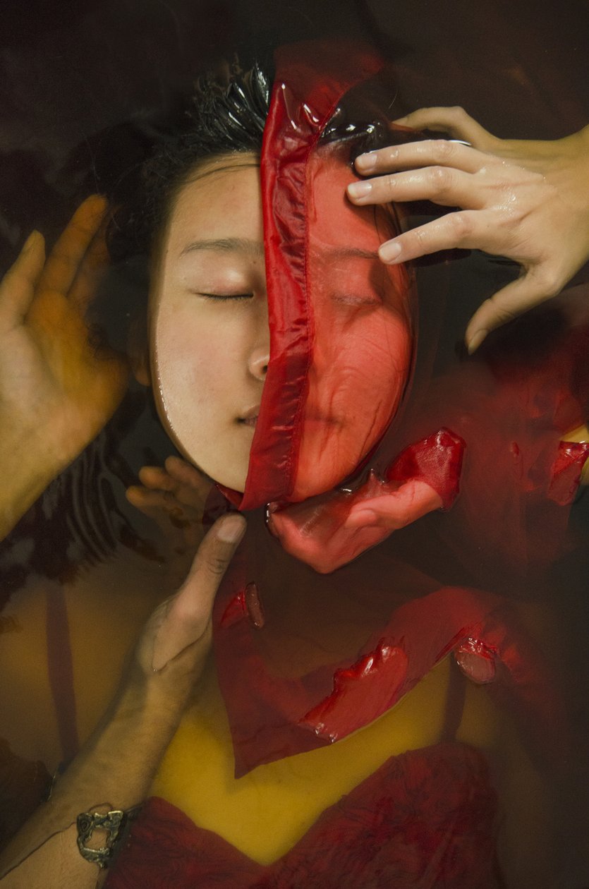 Scarlett Girl, 2014 (szitanyomat) alkotó: Elinleticia Högabo