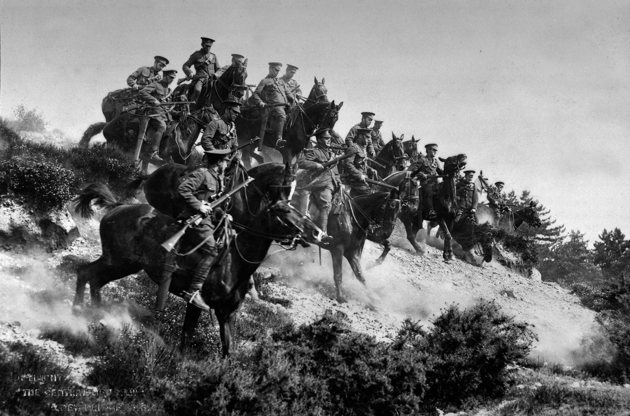 1. tartalékos lovasezred kiképzésben, Aldershot, 1914 körül alkotó: English Photographer