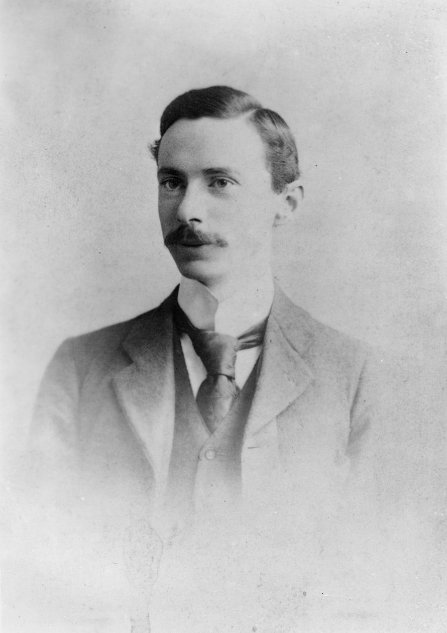 Bertrand Russell, 1895 körül alkotó: English Photographer