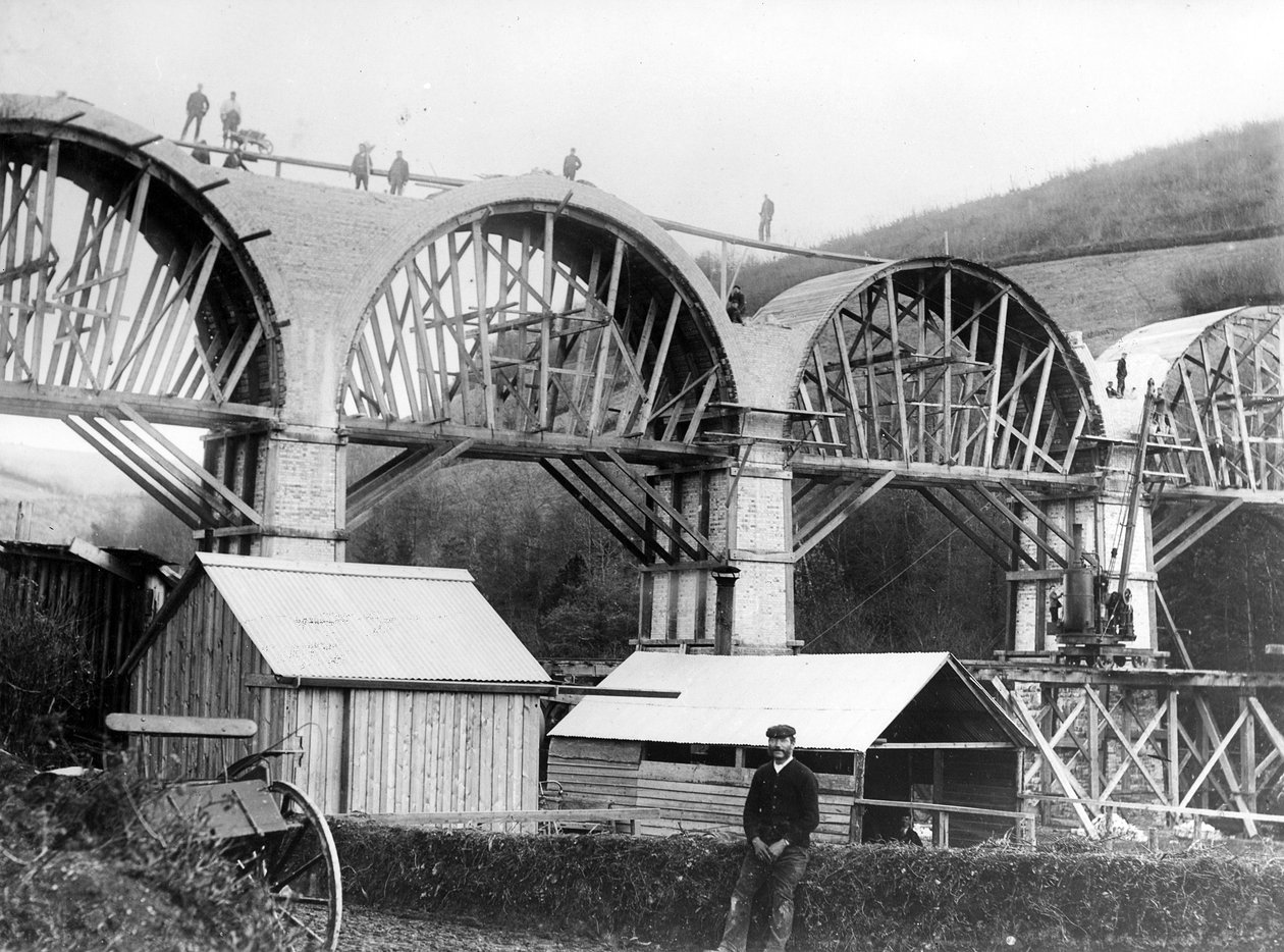 Chelfam viadukt építés alatt, 1896 körül alkotó: English Photographer